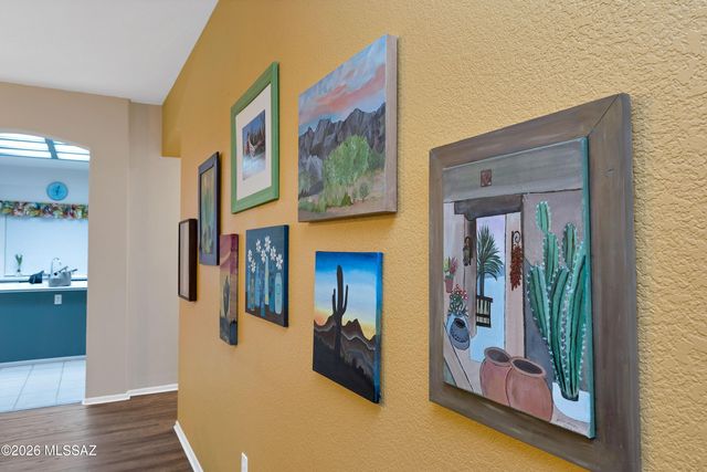 2395 E Nasturtium Street, Oro Valley, AZ 85755