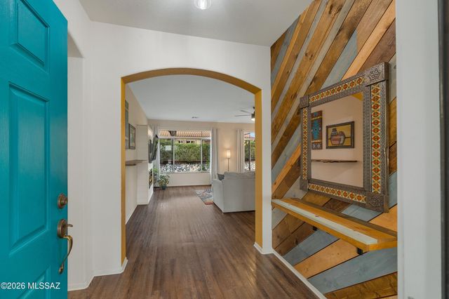 2395 E Nasturtium Street, Oro Valley, AZ 85755