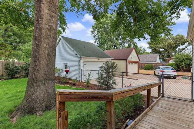 337 N Dellrose Ave, Wichita, KS 67208