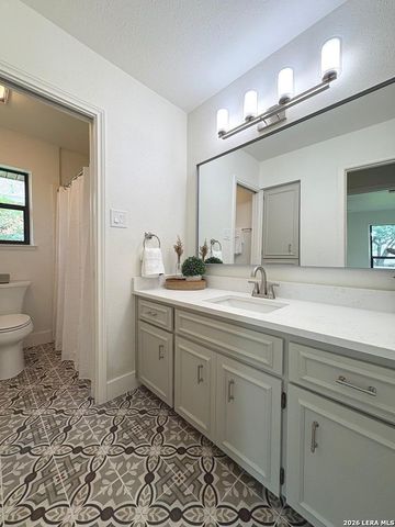 6242 Madeleine, San Antonio, TX 78229