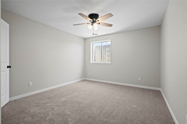 3930 Quail Trail Drive, Marion, IA 52302