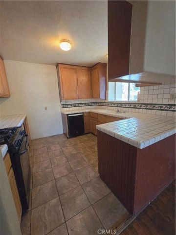426 W Orangeburg, Modesto, CA 95350