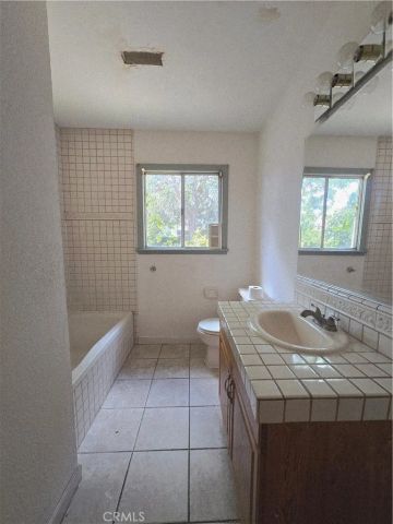 426 W Orangeburg, Modesto, CA 95350
