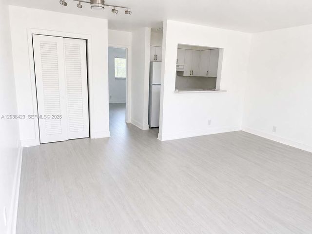749 SE 15th Street 6, Fort Lauderdale, FL 33316