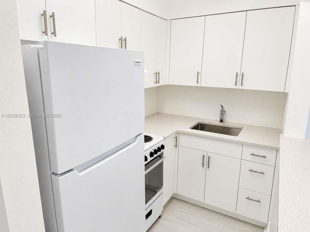 749 SE 15th Street 6, Fort Lauderdale, FL 33316