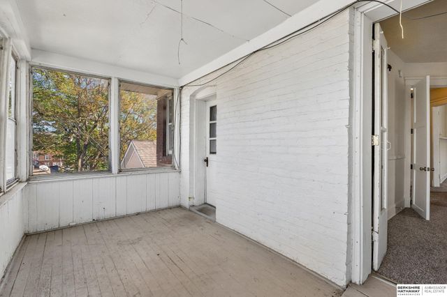 528 S 26th Avenue, Omaha, NE 68105