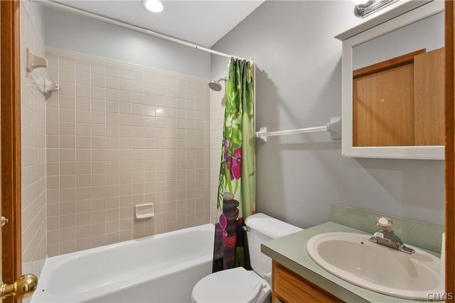 8644 Disraeli, Cicero, NY 13039