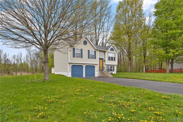 8644 Disraeli, Cicero, NY 13039