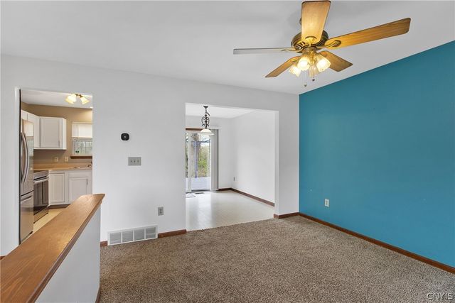 8644 Disraeli, Cicero, NY 13039