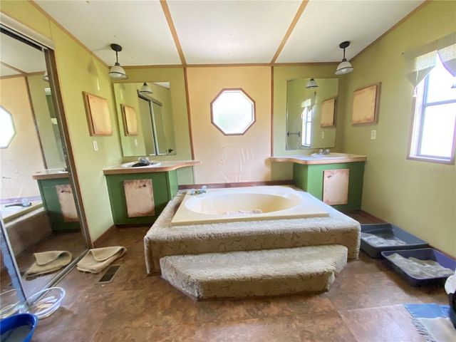 989 NE 184TH PLACE, Citra, FL 32113