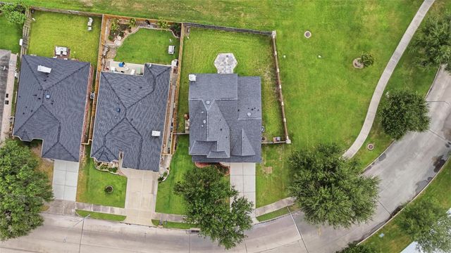7102 Winston Ranch Parkway, Richmond, TX 77406