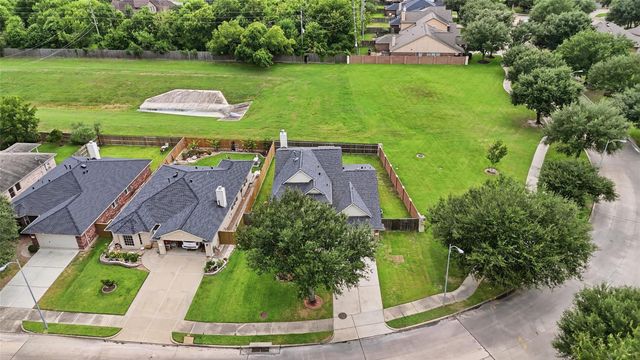 7102 Winston Ranch Parkway, Richmond, TX 77406
