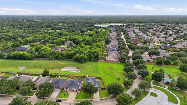 7102 Winston Ranch Parkway, Richmond, TX 77406