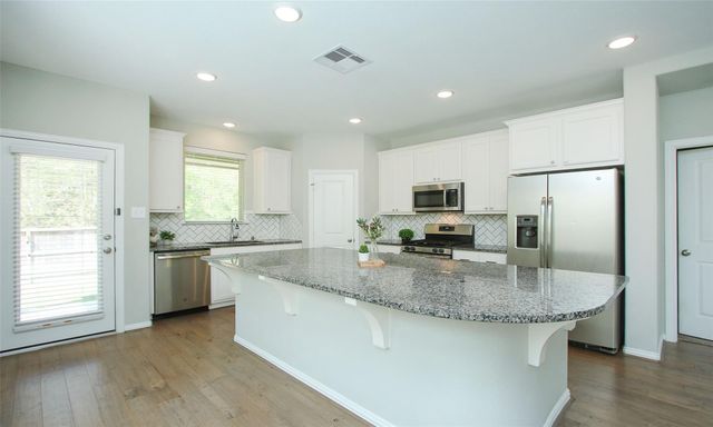 177 Emory Birch Drive, Montgomery, TX 77316