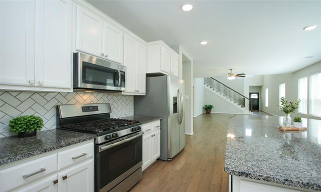 177 Emory Birch Drive, Montgomery, TX 77316