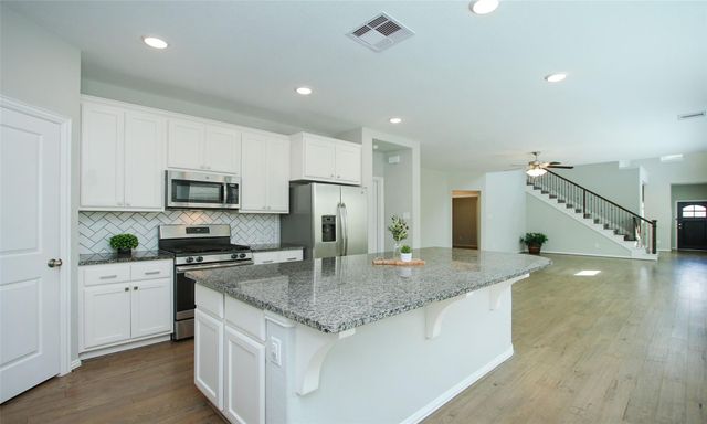 177 Emory Birch Drive, Montgomery, TX 77316