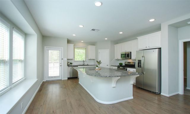 177 Emory Birch Drive, Montgomery, TX 77316