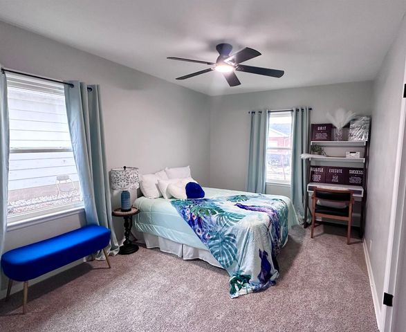 1830 28TH Street, Rock Island, IL 61201