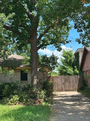 4006 Cedar Creek Drive, Garland, TX 75043