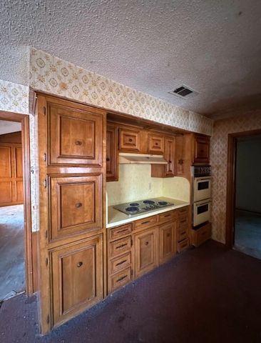 4006 Cedar Creek Drive, Garland, TX 75043