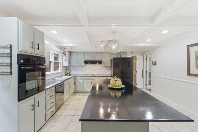 103 Harrison Court, Berea, KY 40403
