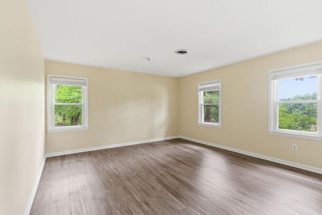 103 Harrison Court, Berea, KY 40403