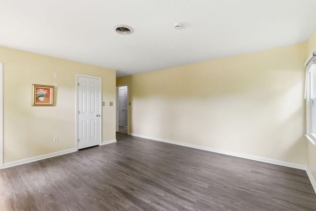 103 Harrison Court, Berea, KY 40403