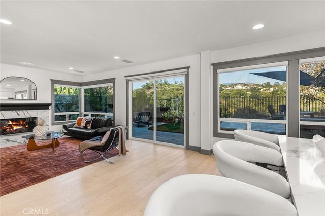 8 Flores, Lake Forest, CA 92610