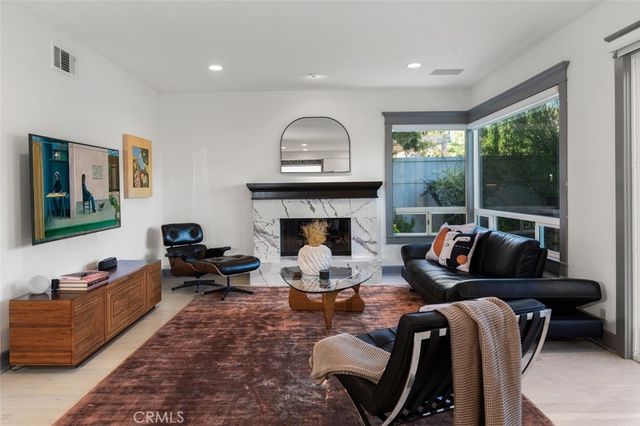 8 Flores, Lake Forest, CA 92610