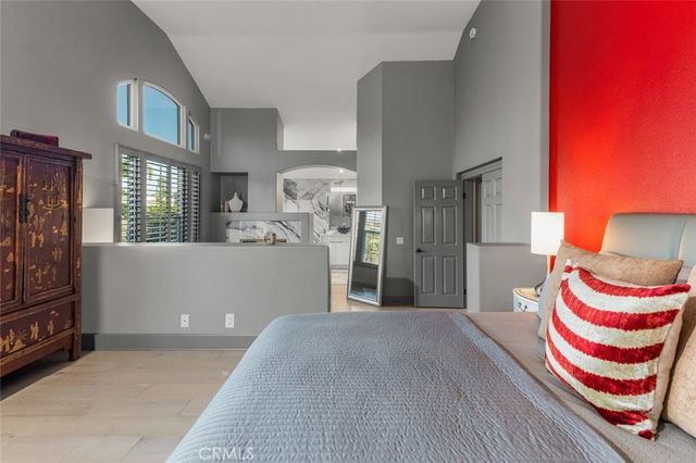 8 Flores, Lake Forest, CA 92610