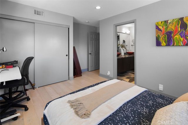 8 Flores, Lake Forest, CA 92610