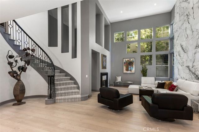 8 Flores, Lake Forest, CA 92610