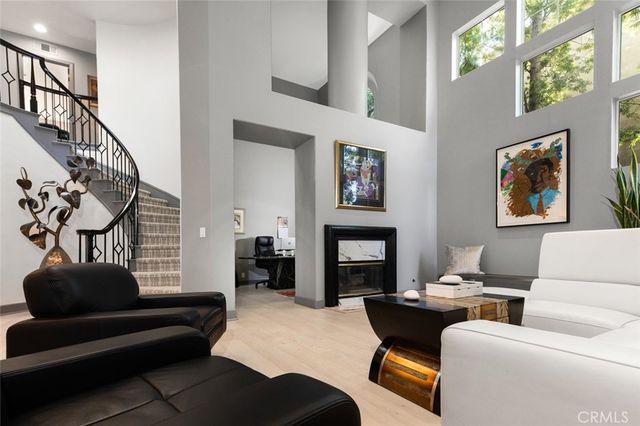 8 Flores, Lake Forest, CA 92610