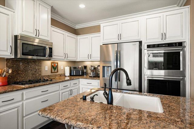 7584 Millport Dr, Roseville, CA 95678