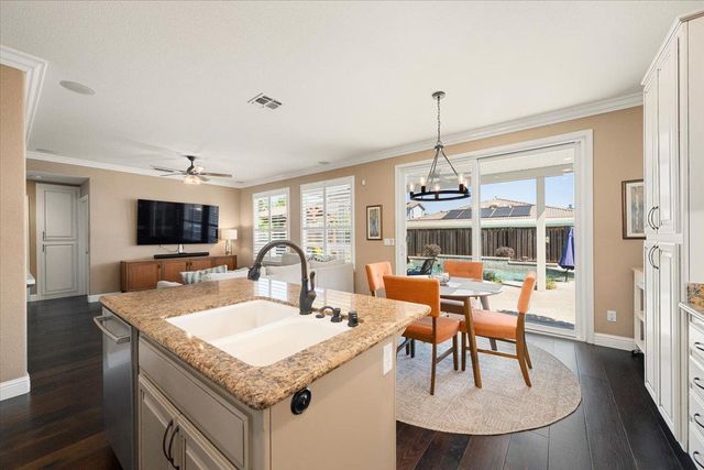 7584 Millport Dr, Roseville, CA 95678