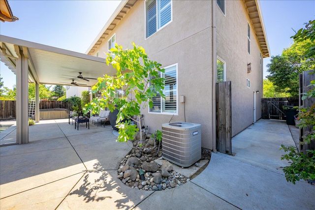 7584 Millport Dr, Roseville, CA 95678