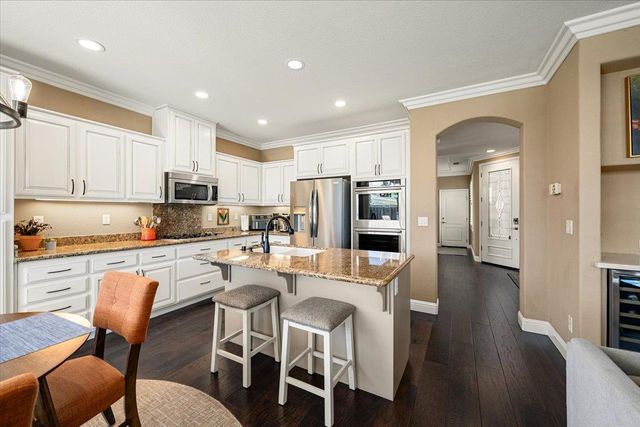 7584 Millport Dr, Roseville, CA 95678