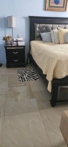 2649 NW 48th Ter 338, Lauderdale Lakes, FL 33313