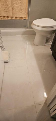 2649 NW 48th Ter 338, Lauderdale Lakes, FL 33313