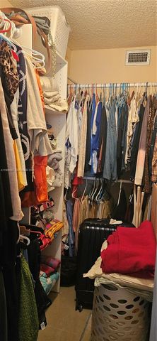 2649 NW 48th Ter 338, Lauderdale Lakes, FL 33313