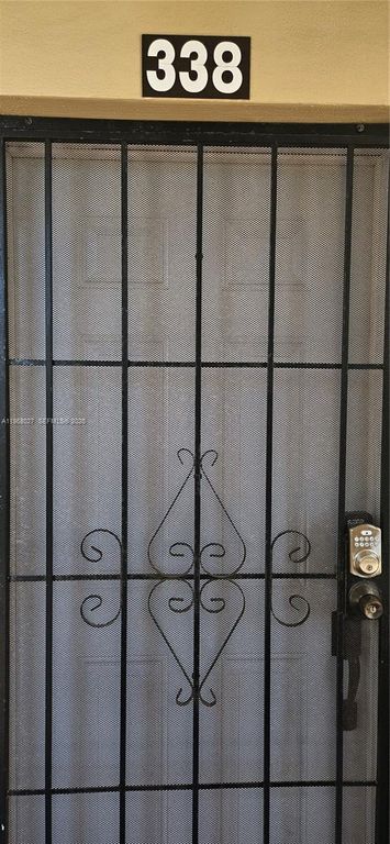 2649 NW 48th Ter 338, Lauderdale Lakes, FL 33313