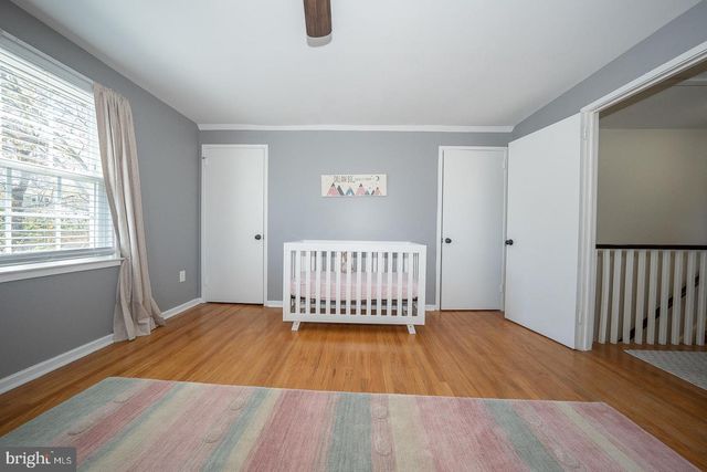 30 MIDLAND AVE, Berwyn, PA 19312