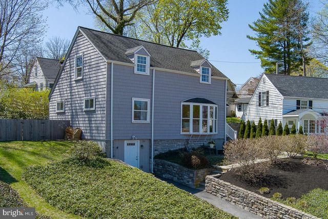 30 MIDLAND AVE, Berwyn, PA 19312