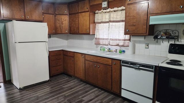 2620 S 16th STREET, Sheboygan, WI 53081