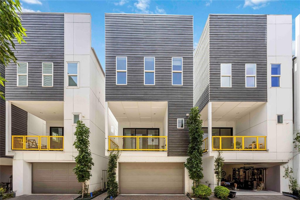 1211 Hickory Street E, Houston, TX 77007
