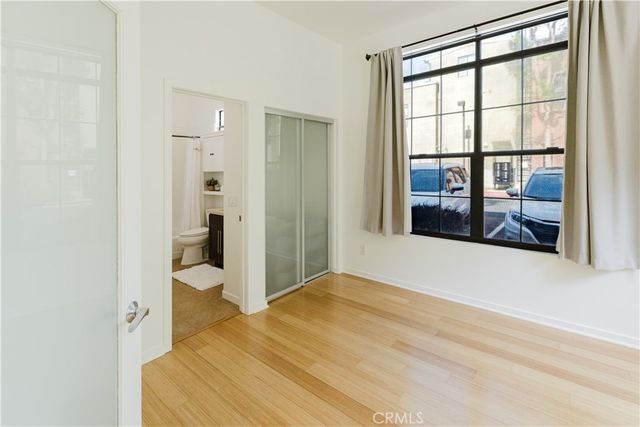 527 W Maple, Orange, CA 92868