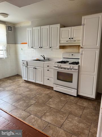3021 DEVEREAUX AVE, Philadelphia, PA 19149