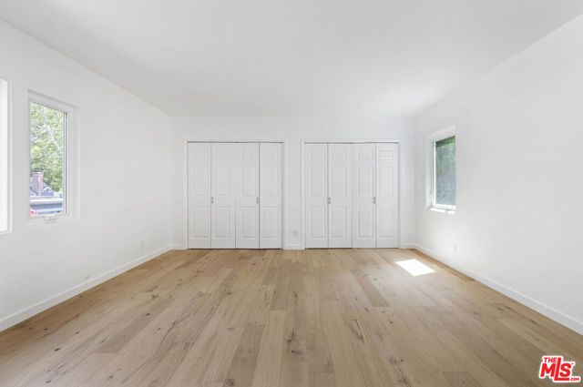 3101 N Beachwood Drive, Los Angeles, CA 90068
