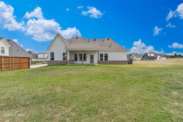 154 Laurel Valley Lane, Stonewall, LA 71078