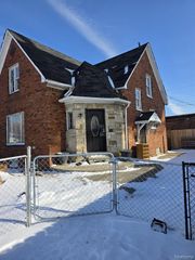 7230 Ashton Avenue, Detroit, MI 48228